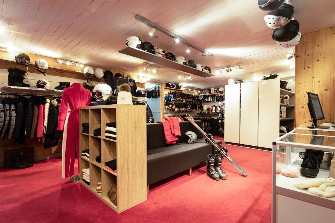 Hotel Le Chabichou Courchevel Bagian luar foto