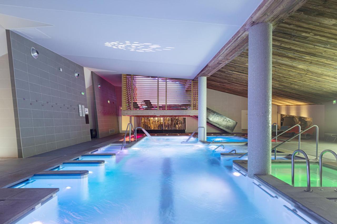 Hotel Le Chabichou Courchevel Bagian luar foto